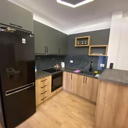 Mango 1br شقة *